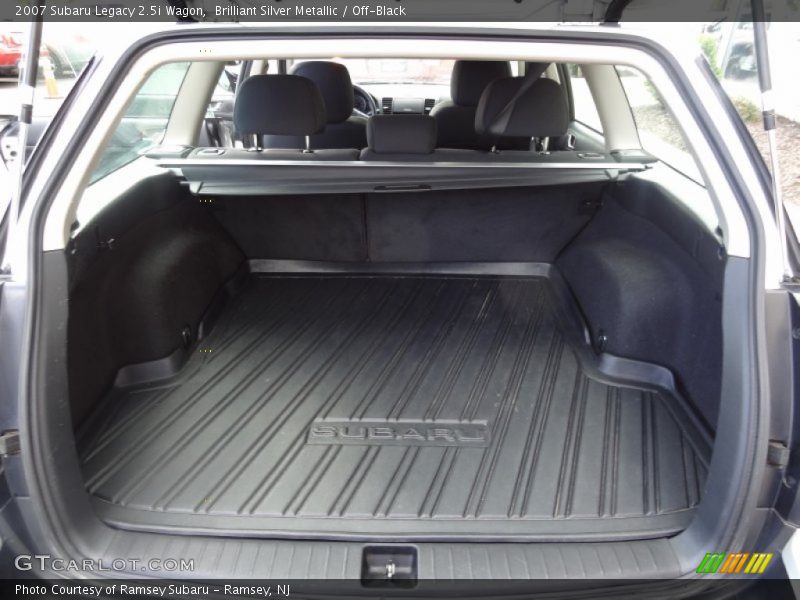 Brilliant Silver Metallic / Off-Black 2007 Subaru Legacy 2.5i Wagon