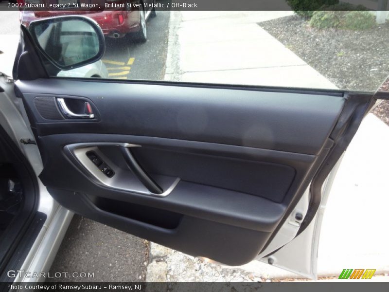 Brilliant Silver Metallic / Off-Black 2007 Subaru Legacy 2.5i Wagon