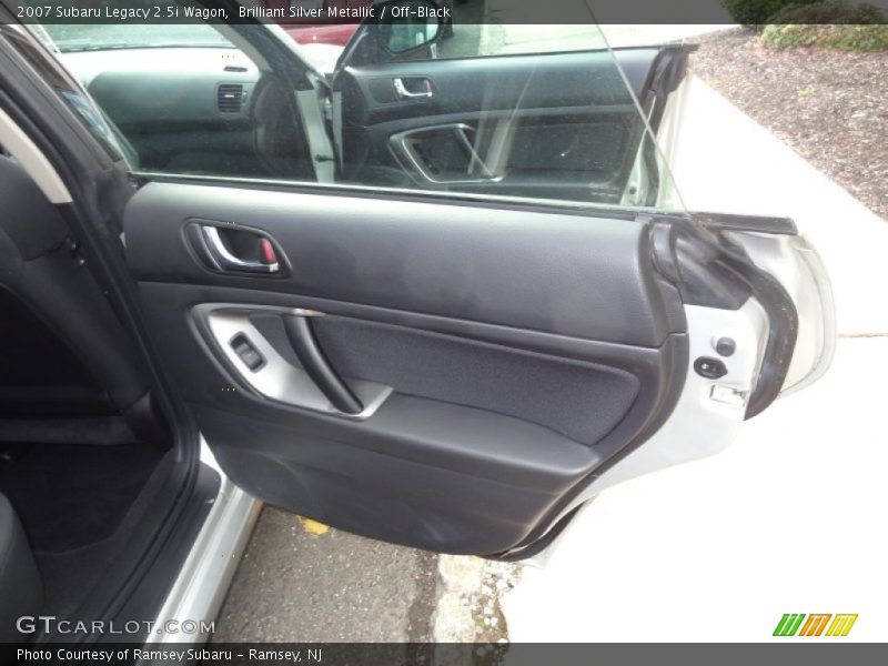 Brilliant Silver Metallic / Off-Black 2007 Subaru Legacy 2.5i Wagon