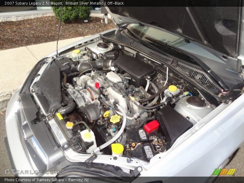 Brilliant Silver Metallic / Off-Black 2007 Subaru Legacy 2.5i Wagon