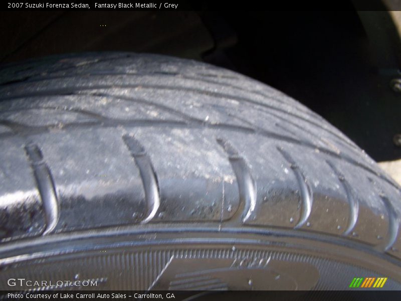 Fantasy Black Metallic / Grey 2007 Suzuki Forenza Sedan
