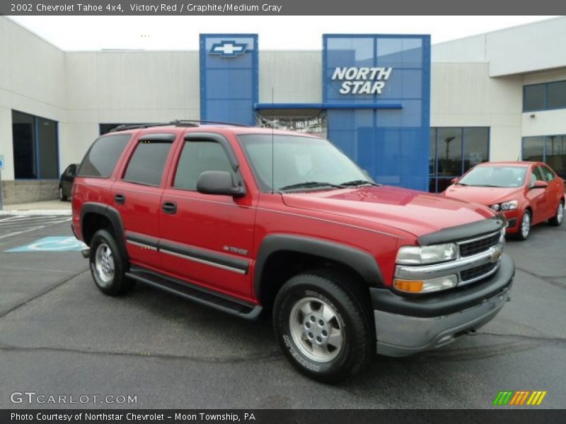 Victory Red / Graphite/Medium Gray 2002 Chevrolet Tahoe 4x4
