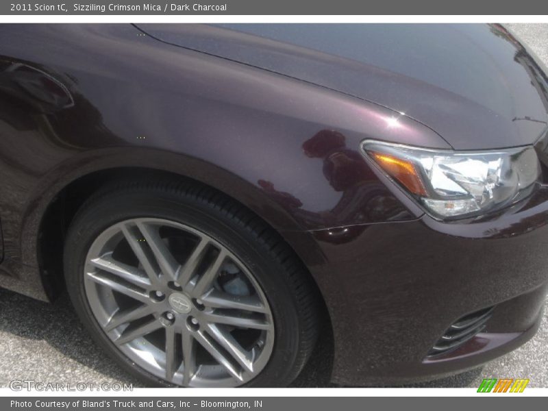 Sizziling Crimson Mica / Dark Charcoal 2011 Scion tC