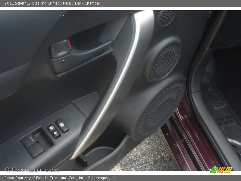 Sizziling Crimson Mica / Dark Charcoal 2011 Scion tC