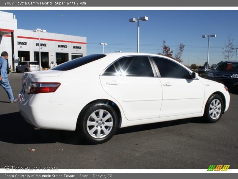 Super White / Ash 2007 Toyota Camry Hybrid