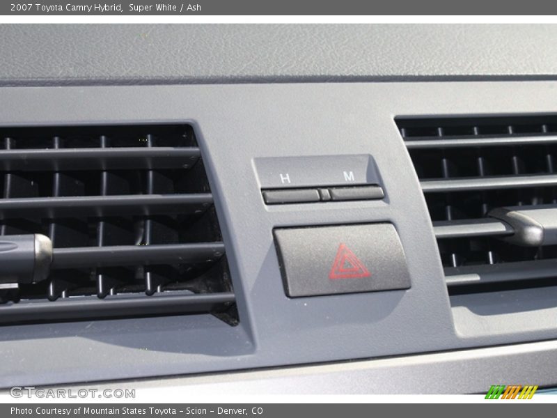 Super White / Ash 2007 Toyota Camry Hybrid