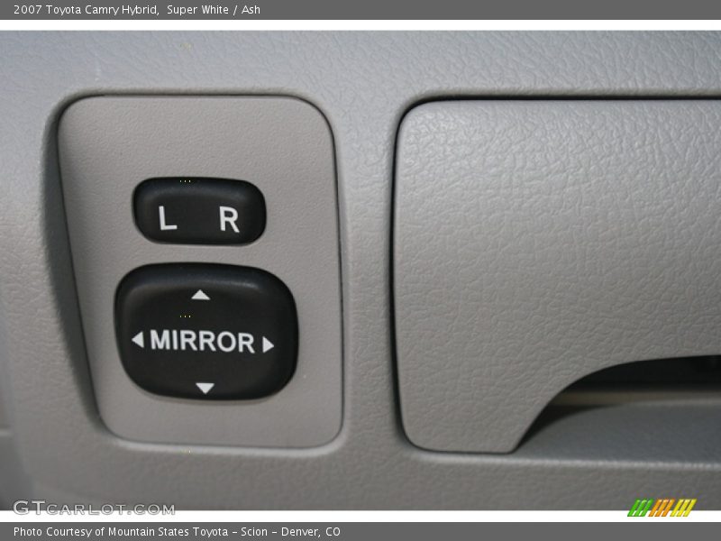 Super White / Ash 2007 Toyota Camry Hybrid