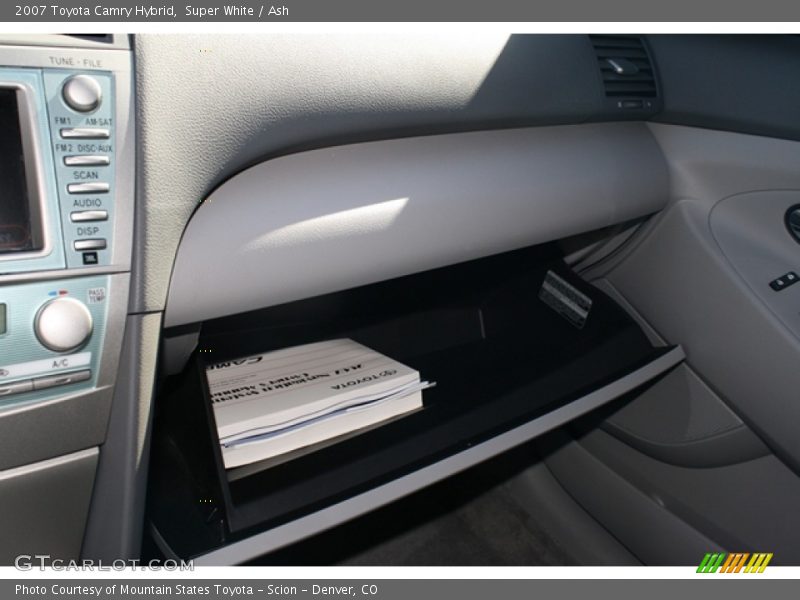 Super White / Ash 2007 Toyota Camry Hybrid
