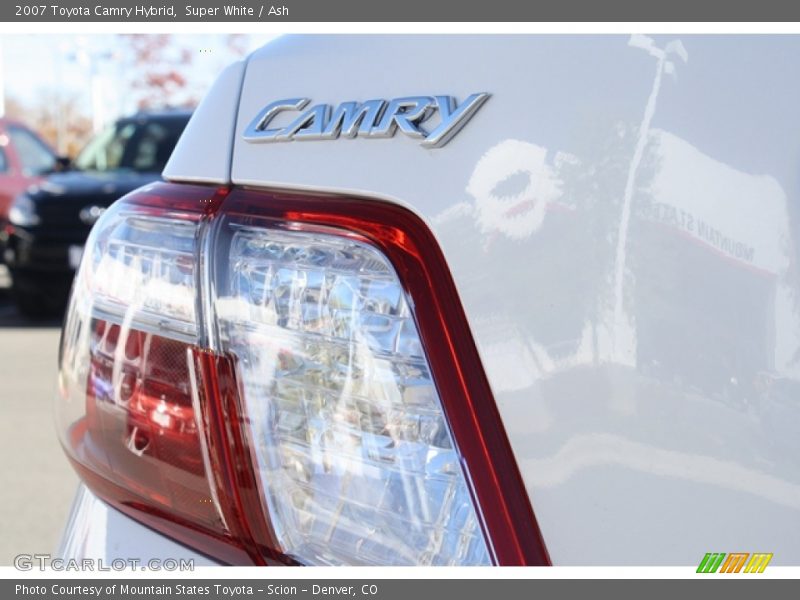 Super White / Ash 2007 Toyota Camry Hybrid