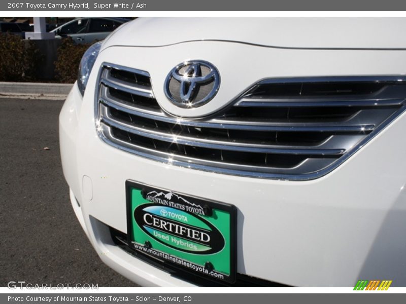 Super White / Ash 2007 Toyota Camry Hybrid