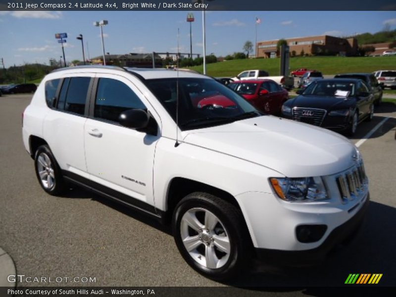 Bright White / Dark Slate Gray 2011 Jeep Compass 2.4 Latitude 4x4