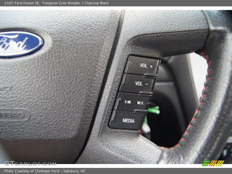 Tungsten Grey Metallic / Charcoal Black 2007 Ford Fusion SE