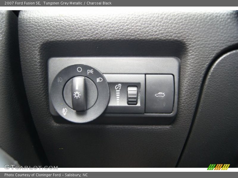 Tungsten Grey Metallic / Charcoal Black 2007 Ford Fusion SE