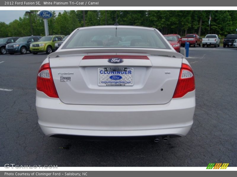 White Platinum Tri-Coat / Camel 2012 Ford Fusion SE