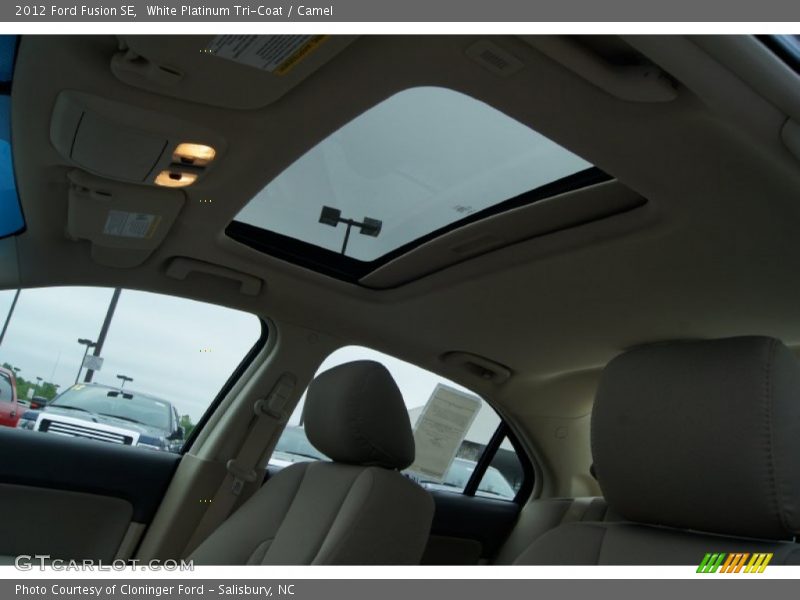 White Platinum Tri-Coat / Camel 2012 Ford Fusion SE
