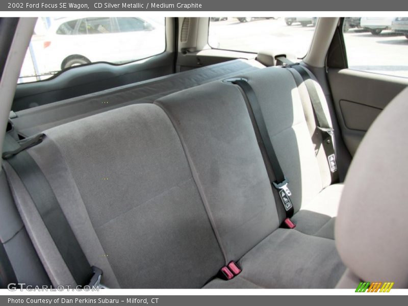 CD Silver Metallic / Medium Graphite 2002 Ford Focus SE Wagon