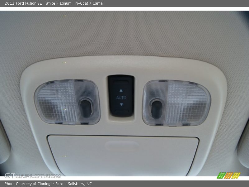 White Platinum Tri-Coat / Camel 2012 Ford Fusion SE