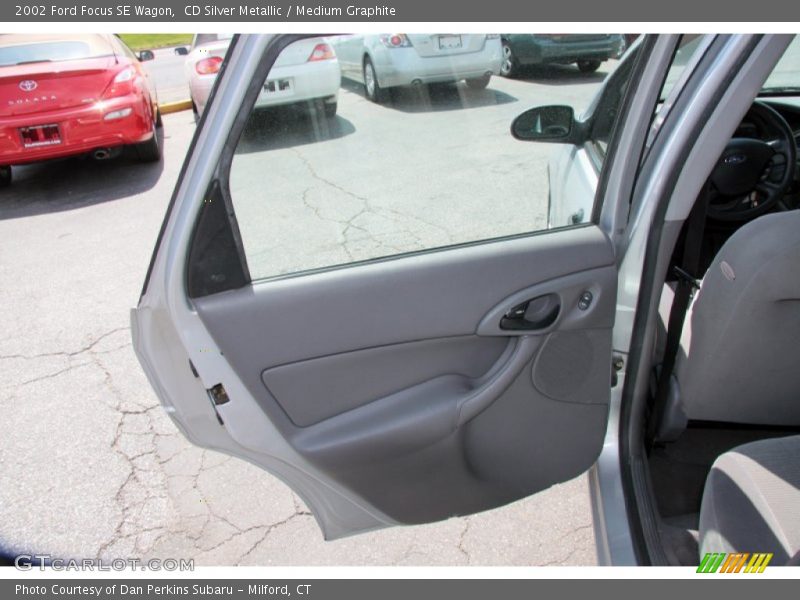 CD Silver Metallic / Medium Graphite 2002 Ford Focus SE Wagon