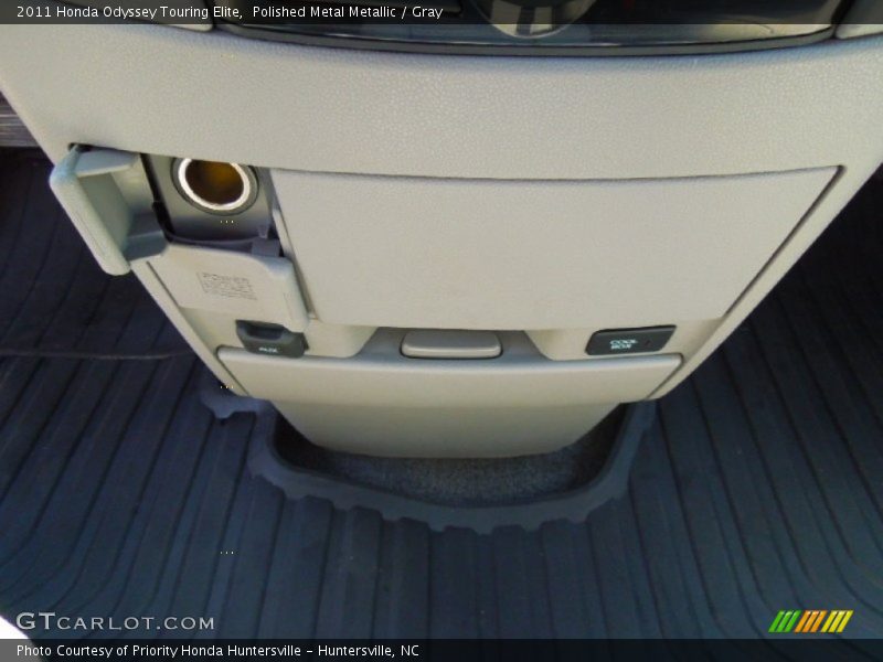 Polished Metal Metallic / Gray 2011 Honda Odyssey Touring Elite