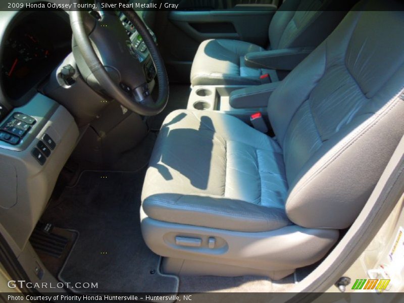 Silver Pearl Metallic / Gray 2009 Honda Odyssey Touring