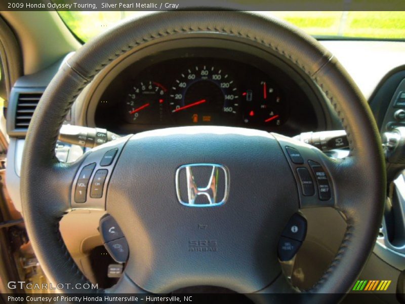 Silver Pearl Metallic / Gray 2009 Honda Odyssey Touring