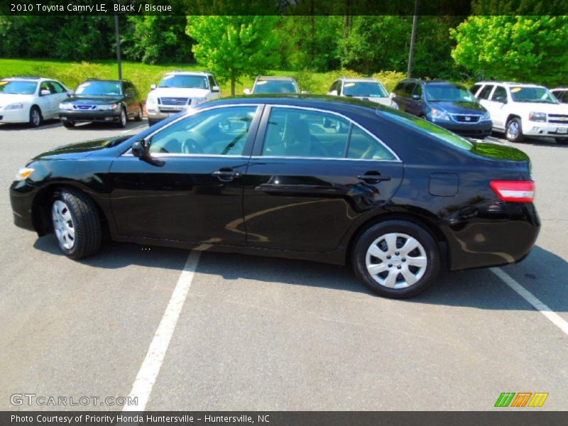 Black / Bisque 2010 Toyota Camry LE