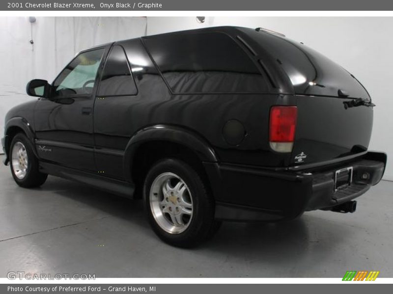Onyx Black / Graphite 2001 Chevrolet Blazer Xtreme