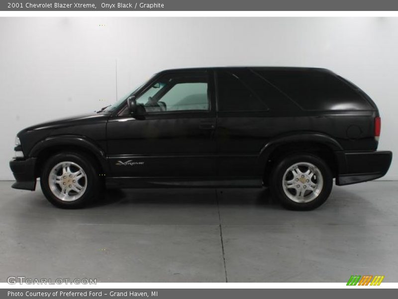 Onyx Black / Graphite 2001 Chevrolet Blazer Xtreme
