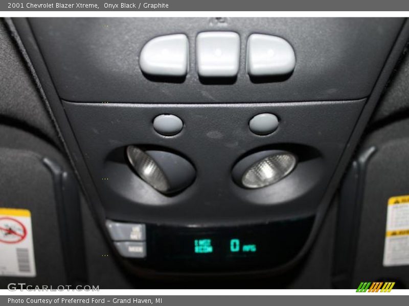 Onyx Black / Graphite 2001 Chevrolet Blazer Xtreme