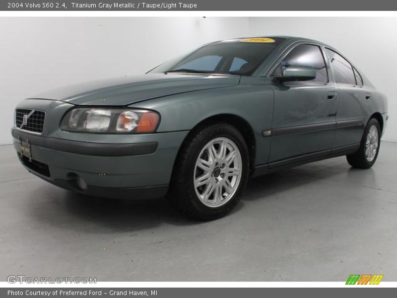 Titanium Gray Metallic / Taupe/Light Taupe 2004 Volvo S60 2.4