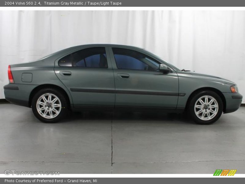 Titanium Gray Metallic / Taupe/Light Taupe 2004 Volvo S60 2.4
