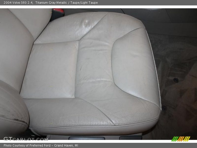 Titanium Gray Metallic / Taupe/Light Taupe 2004 Volvo S60 2.4