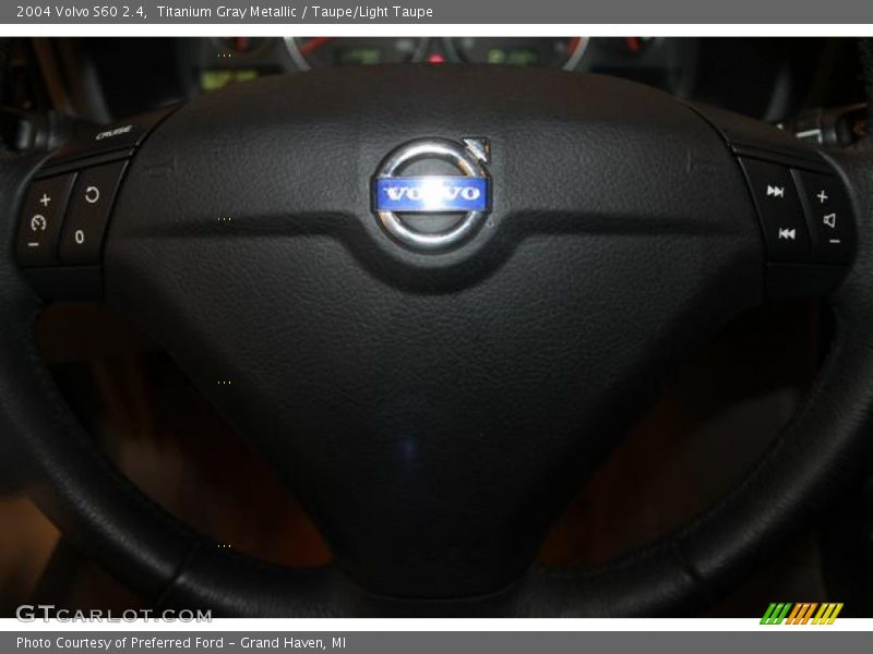 Titanium Gray Metallic / Taupe/Light Taupe 2004 Volvo S60 2.4