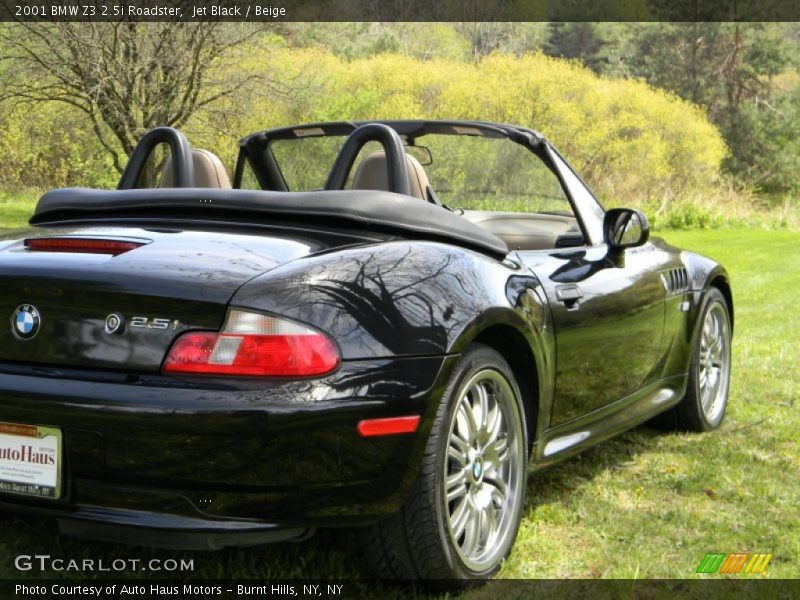 Jet Black / Beige 2001 BMW Z3 2.5i Roadster