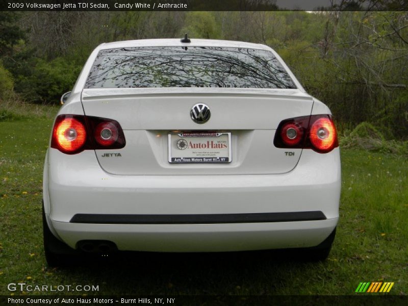 Candy White / Anthracite 2009 Volkswagen Jetta TDI Sedan