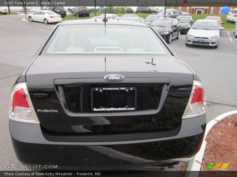 Black / Camel 2007 Ford Fusion S