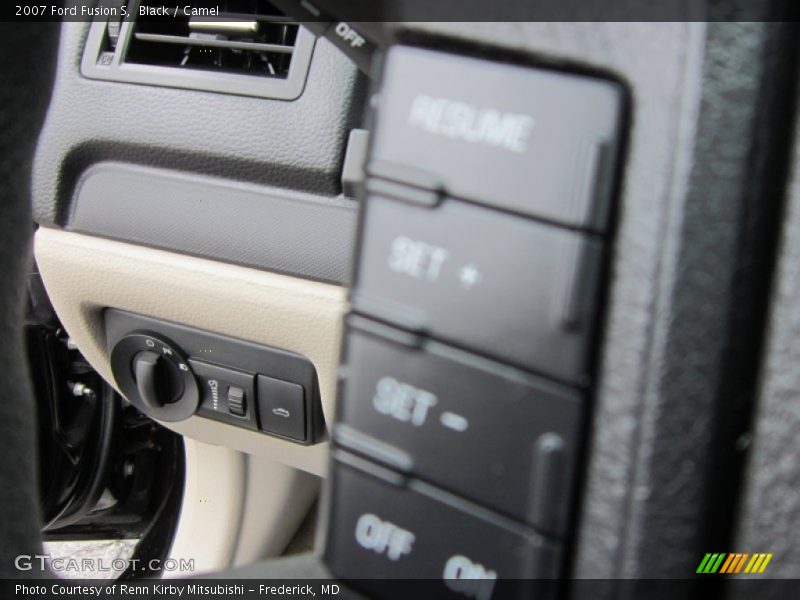 Black / Camel 2007 Ford Fusion S