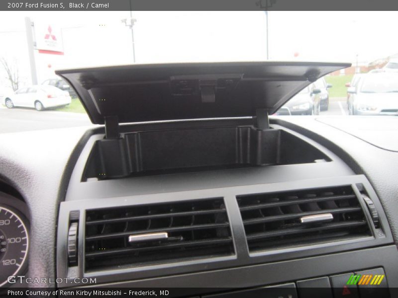 Black / Camel 2007 Ford Fusion S
