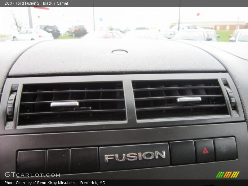 Black / Camel 2007 Ford Fusion S