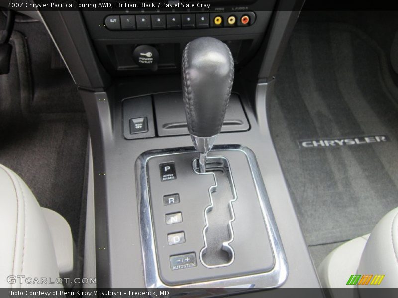 Brilliant Black / Pastel Slate Gray 2007 Chrysler Pacifica Touring AWD