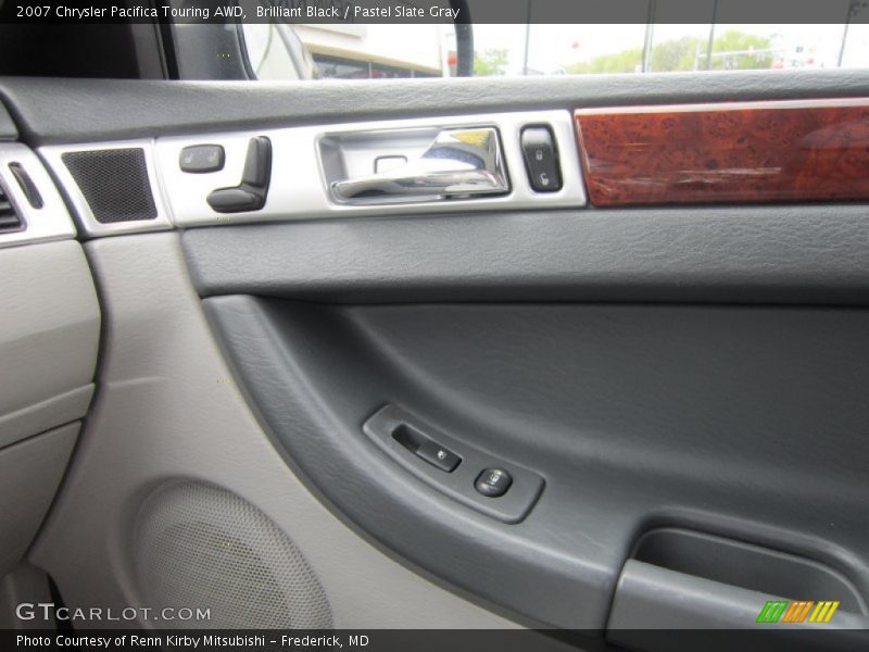 Brilliant Black / Pastel Slate Gray 2007 Chrysler Pacifica Touring AWD