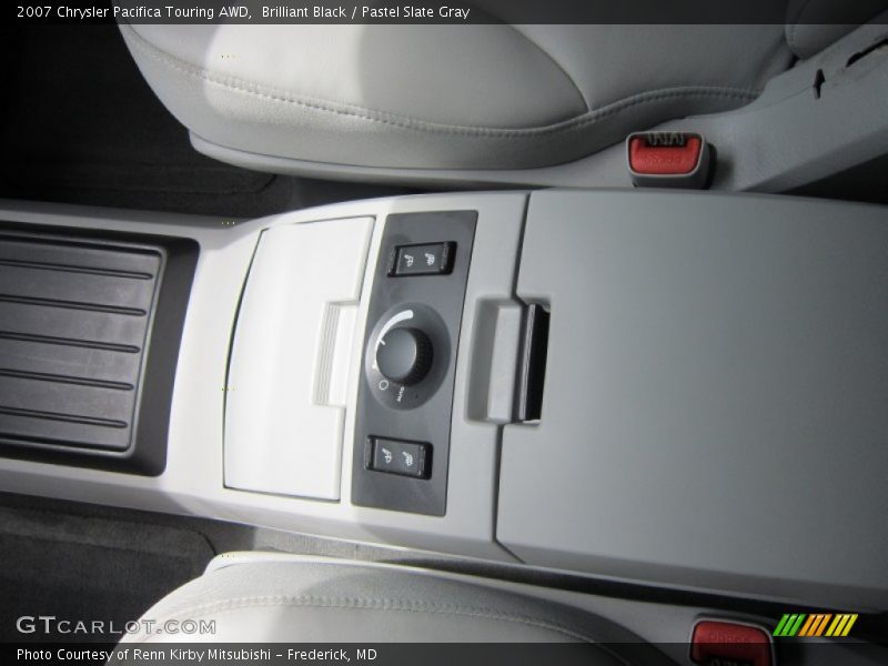Brilliant Black / Pastel Slate Gray 2007 Chrysler Pacifica Touring AWD