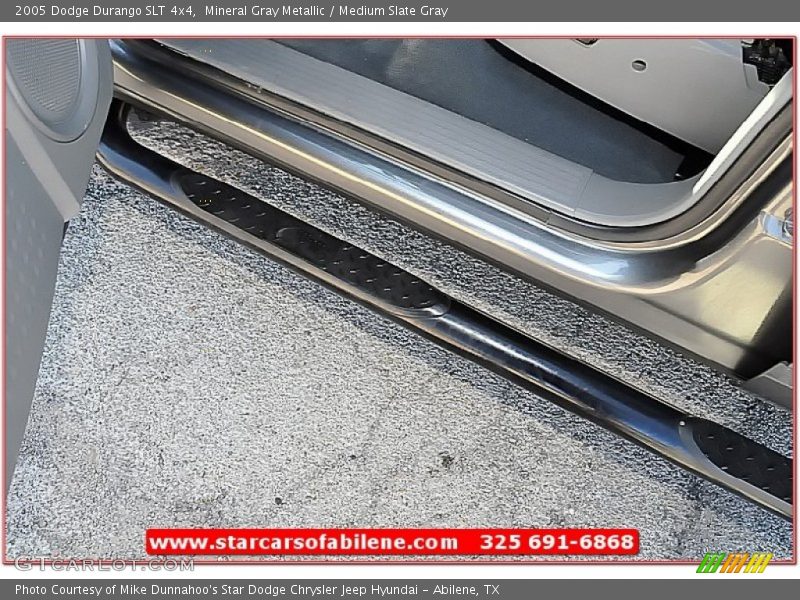 Mineral Gray Metallic / Medium Slate Gray 2005 Dodge Durango SLT 4x4