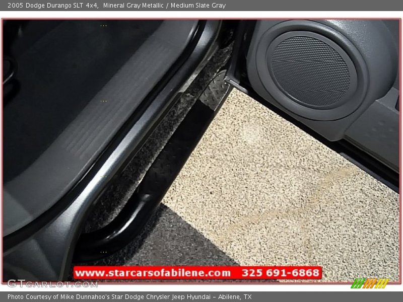 Mineral Gray Metallic / Medium Slate Gray 2005 Dodge Durango SLT 4x4