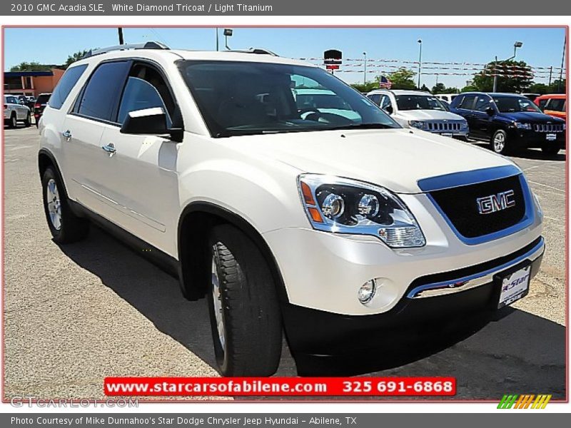 White Diamond Tricoat / Light Titanium 2010 GMC Acadia SLE