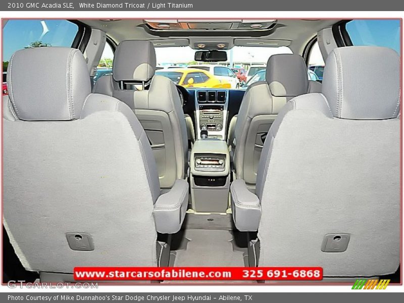 White Diamond Tricoat / Light Titanium 2010 GMC Acadia SLE