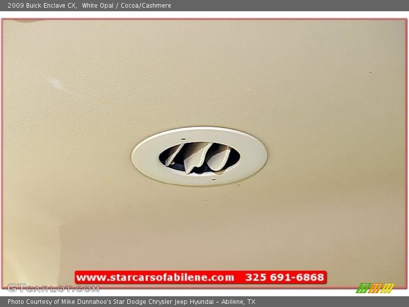 White Opal / Cocoa/Cashmere 2009 Buick Enclave CX