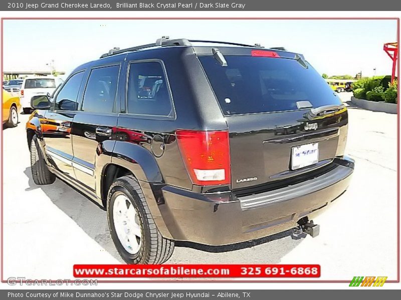 Brilliant Black Crystal Pearl / Dark Slate Gray 2010 Jeep Grand Cherokee Laredo