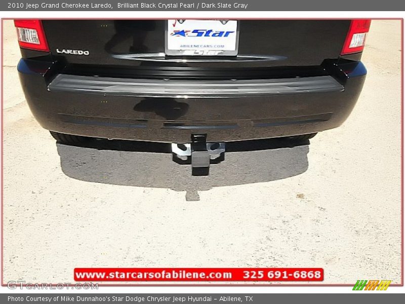 Brilliant Black Crystal Pearl / Dark Slate Gray 2010 Jeep Grand Cherokee Laredo