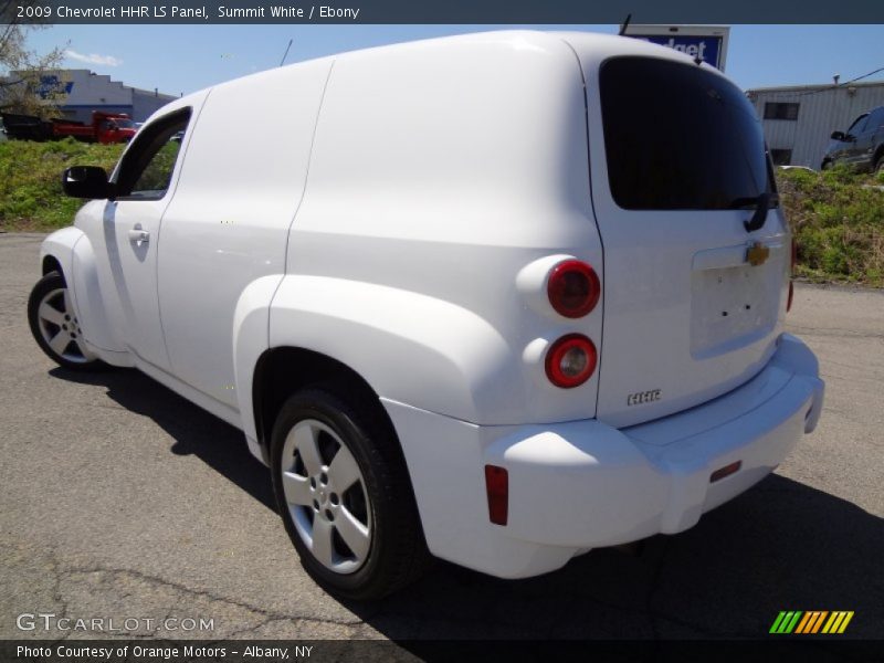 Summit White / Ebony 2009 Chevrolet HHR LS Panel